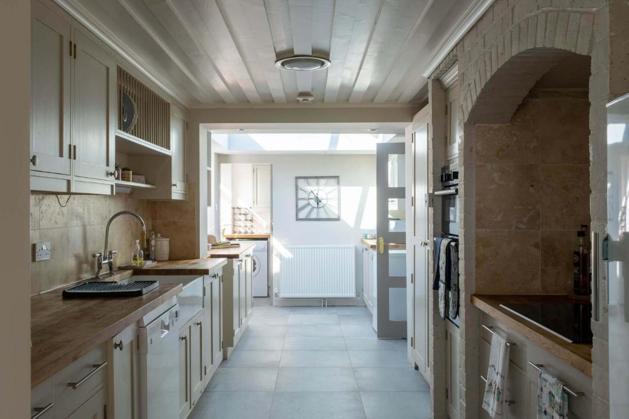 Needles Point Villa Милфорд он Сий Екстериор снимка